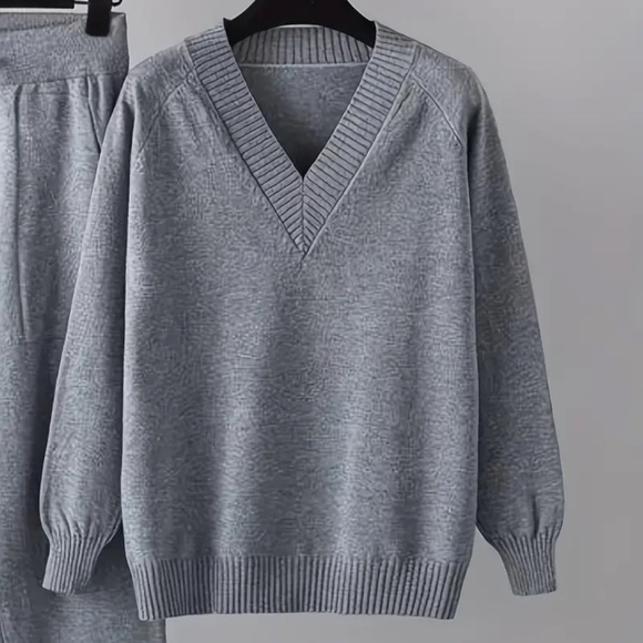 2pcs Knitwear Set V-Neck Long Sleeve Top and Solid Color Pants - Picture 6 of 7